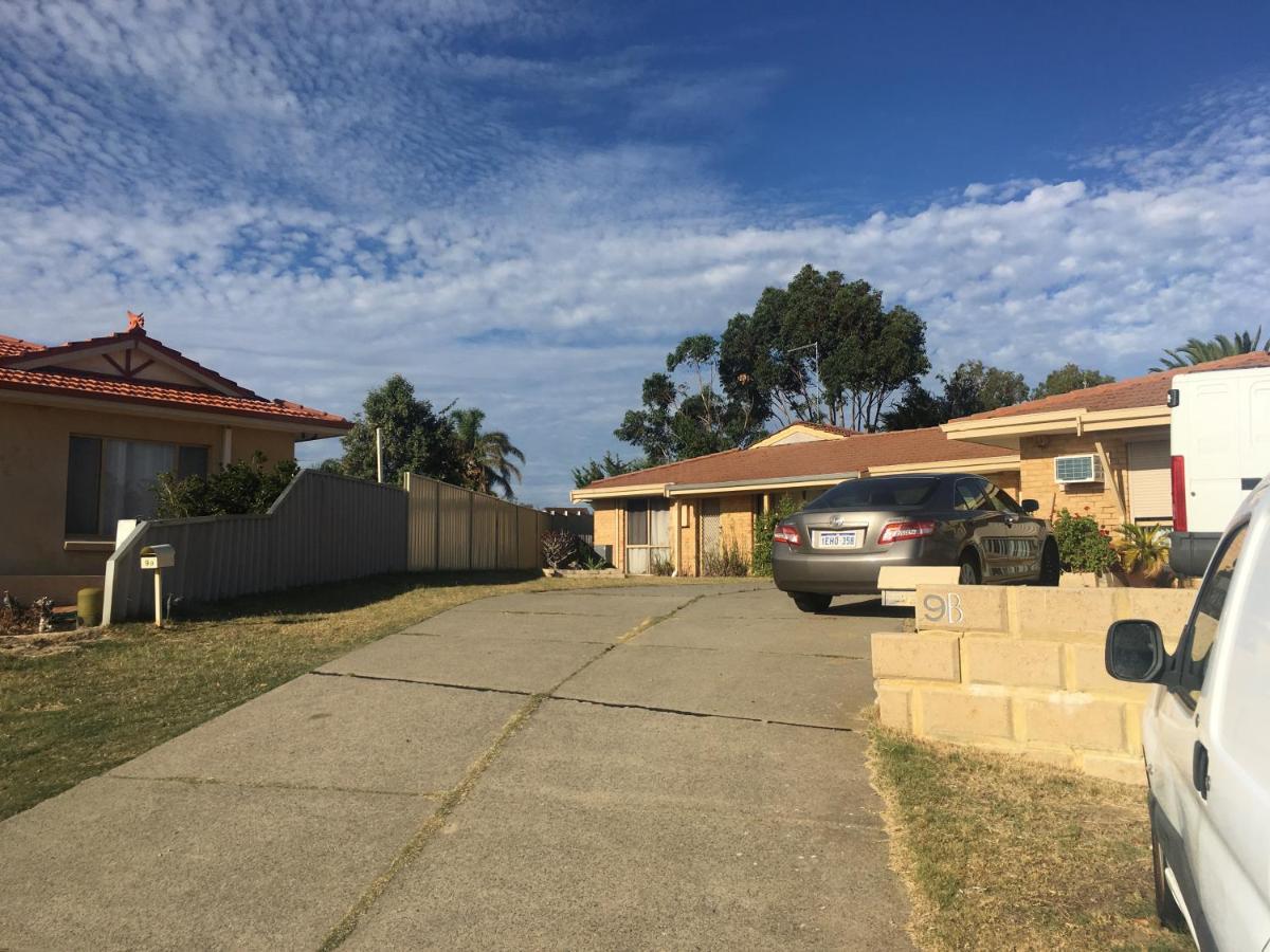 Relaxed Ocean View Villa Mandurah Exterior photo